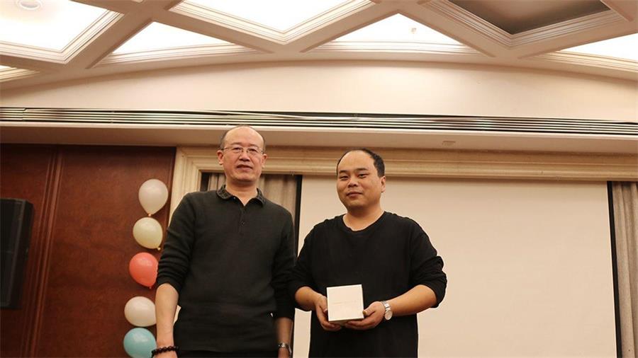 勇毅進(jìn)取，順風(fēng)飛揚(yáng) | 2023年 藍(lán)鵬測(cè)控年會(huì)  幸運(yùn)抽獎(jiǎng) 一等獎(jiǎng) 華為手表